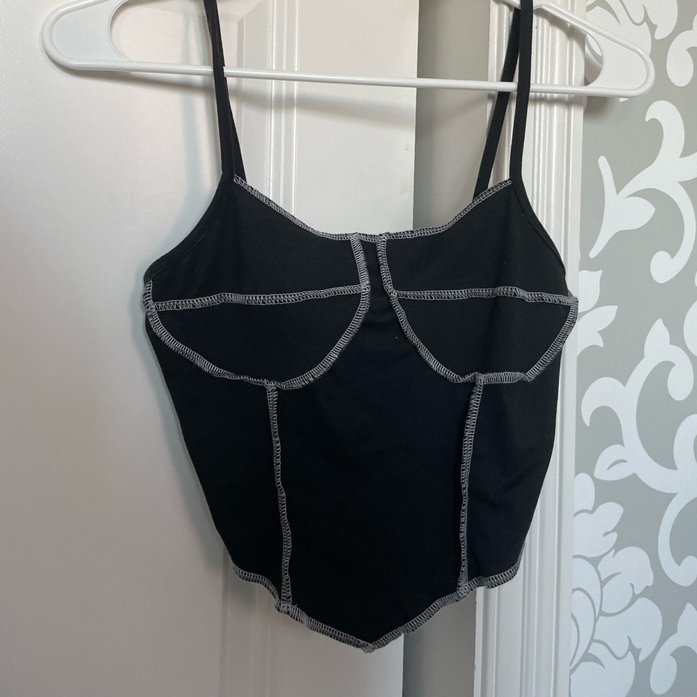 BLACK AND WHITE TANK